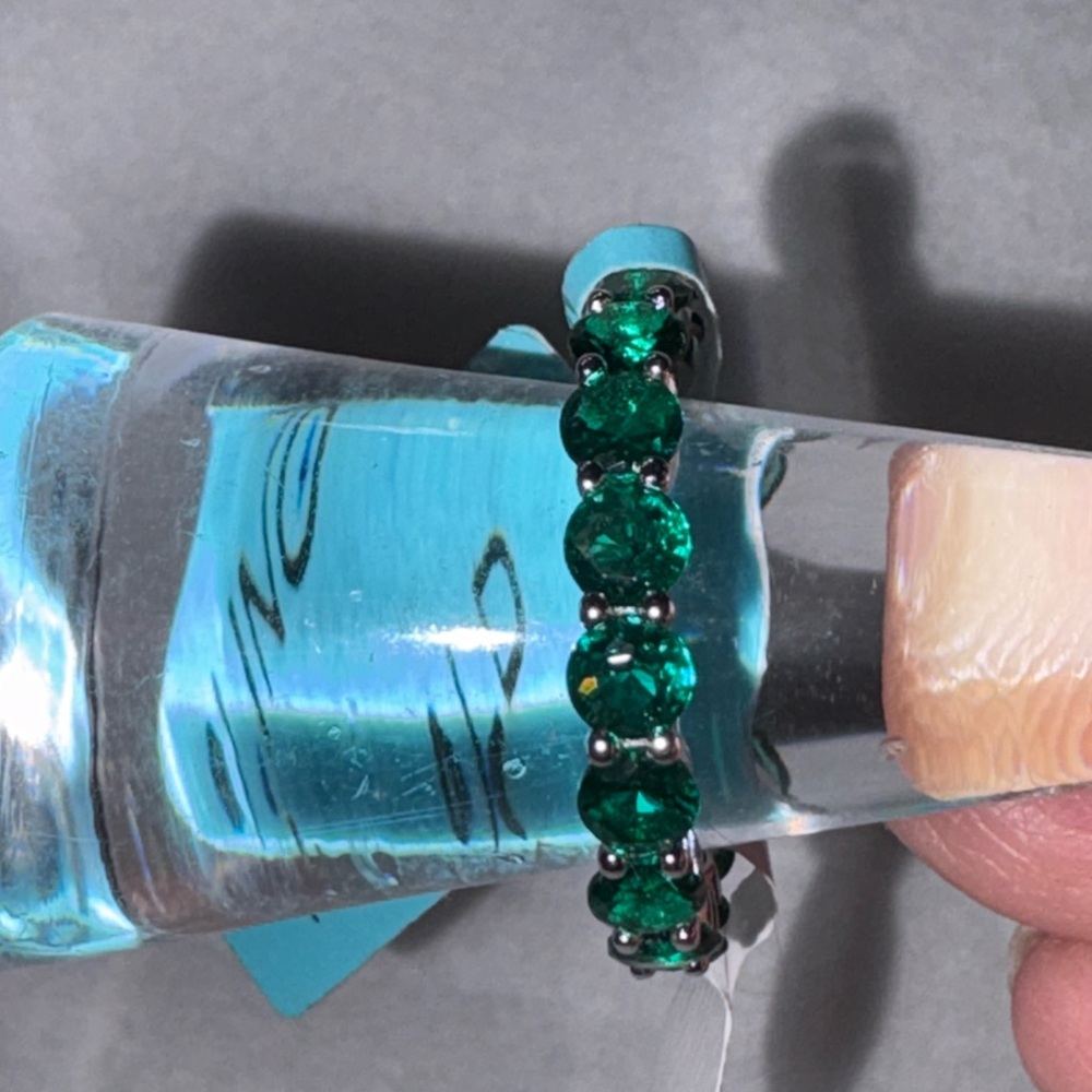 Emerald Green Gemstone Band